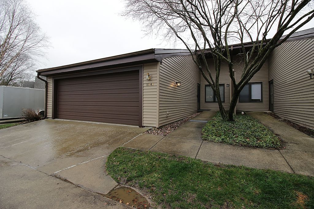 1804A Glenwood Oaks Ct, Urbana, IL 61801 | Zillow