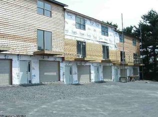 9 Silver Creek Dr, Morgantown, WV 26505