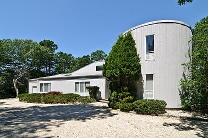 1st image of 4 Eagle Close E