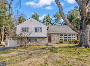 1012 Arboretum Rd, Wyncote, PA 19095