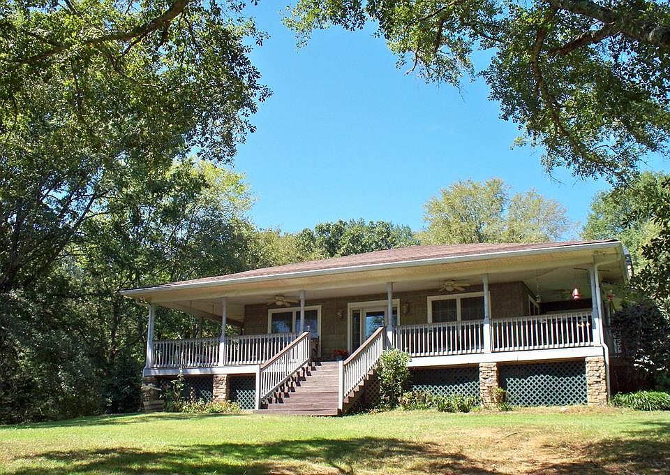 1st image of 1110 Fieldcrest Ct