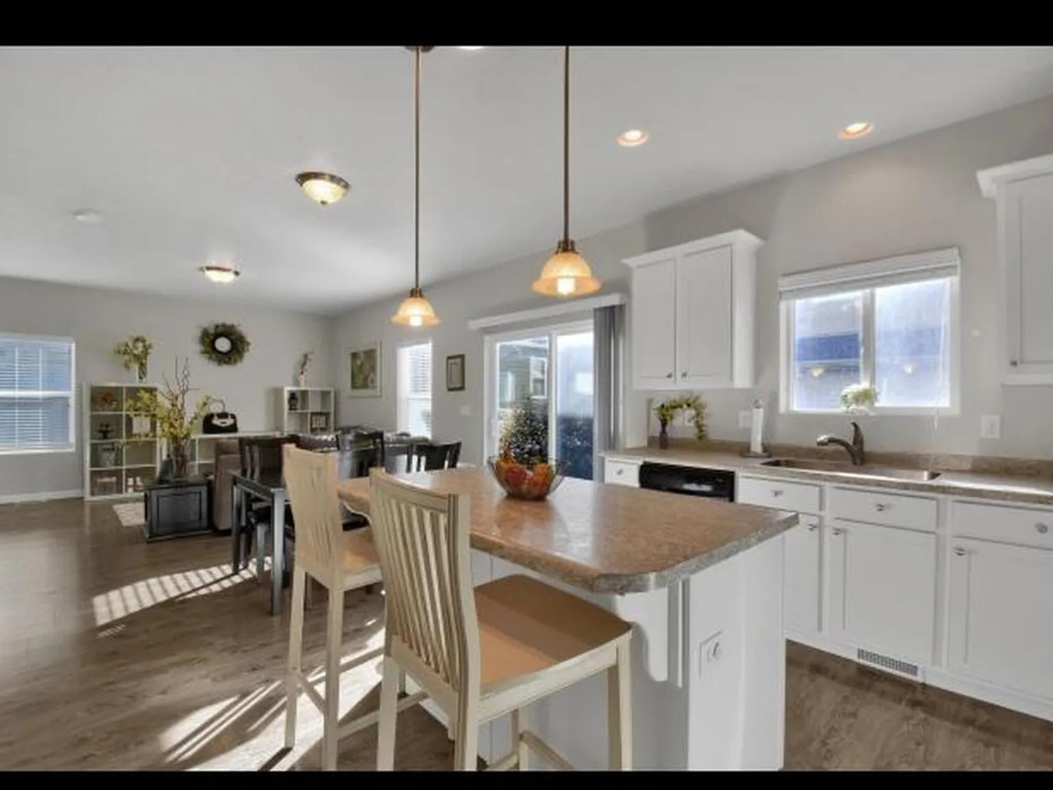 15240 S Glory Dr — Photo 4