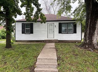 257 W Yerby St, Marshall, MO 65340