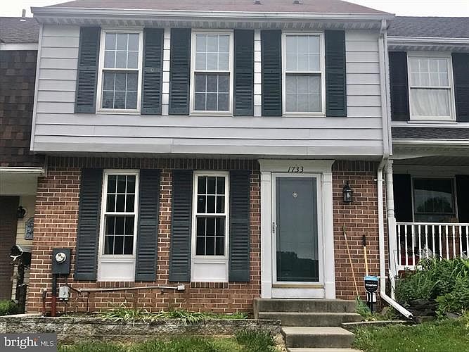 1st image of 1733 Chesterfield Sq