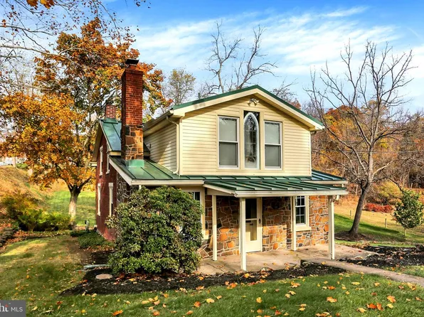 950 Rosstown Rd, Lewisberry, PA 17339