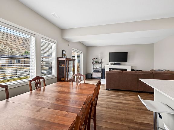 4th image of 2683 Ord Rd #164