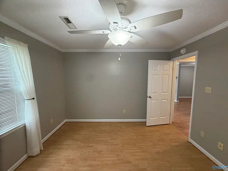 402 Pine St NW — Photo 21