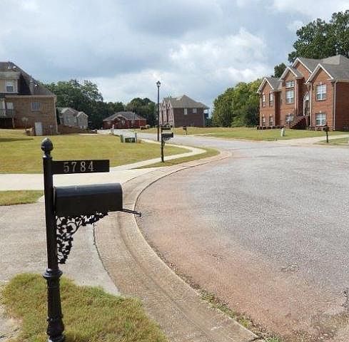 2nd image of 5784 Bayleaf Ln