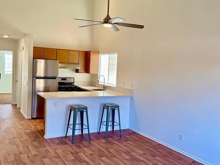 6446 Linda Lee Dr #C — Photo 2