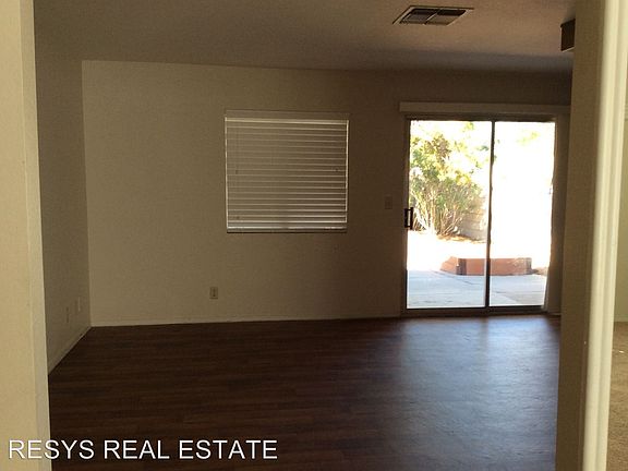 5th image of 690 Hermosa Palms Ave