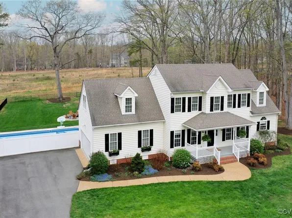 3159 Shadow Creek Dr, Powhatan, VA 23139