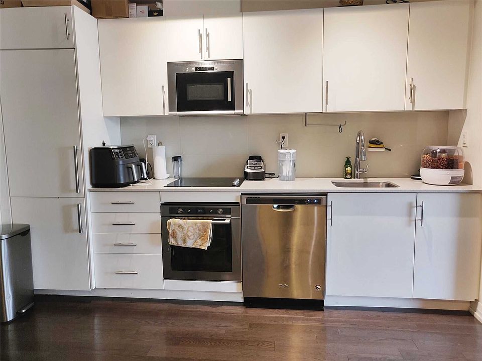2nd image of 460 Adelaide St E #1510