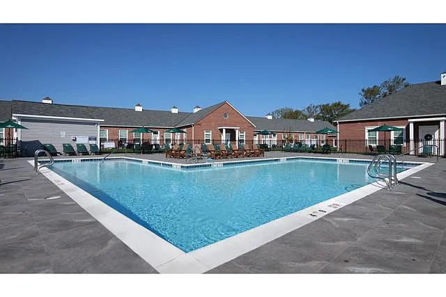 Building Photo - Fairfield Townhomes at Islip