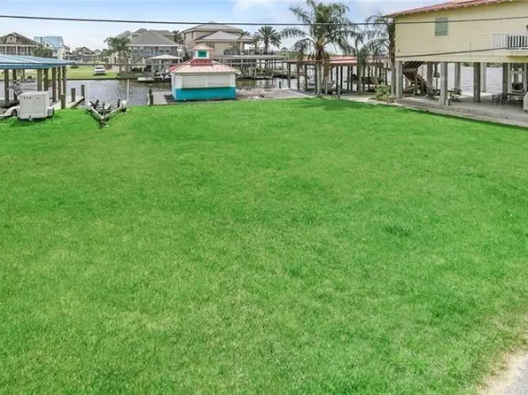 119 Wilkinson Ln, Port Sulphur, LA 70083