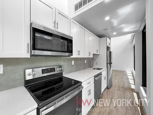 Rented by Keller Williams NYC | media 10