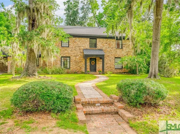 5714 Colonial Drive, Savannah, GA 31406