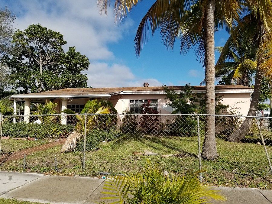 1st image of 1381 NE 214th St