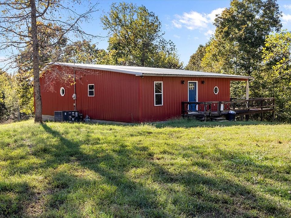 1st image of 3316 Toms Creek Rd