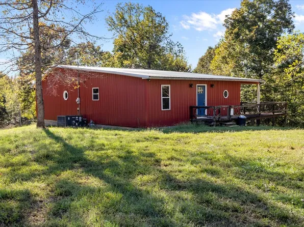 3316 Toms Creek Rd, Linden, TN 37096