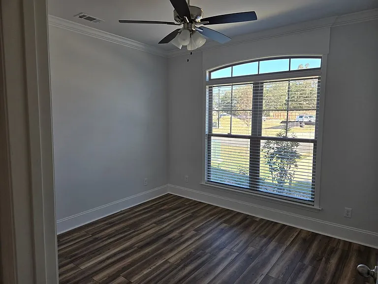 5293 Hamilton Cir — Photo 10