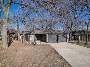 5725 Myers Rd, Arlington, TX 76017