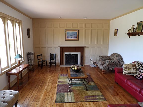 5th image of 400 Steeplechase Ln