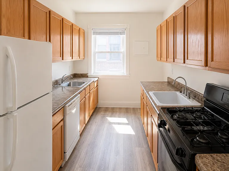 400-14 S Maple Ave/1119-29 Washington — Photo 2
