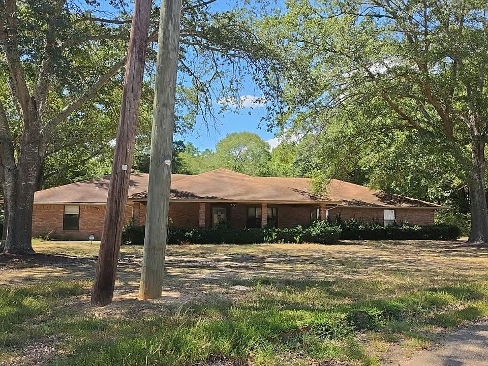 1st image of 701 Grapevine Rd