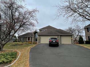 8268 Olive Ct N, Maple Grove, MN 55311