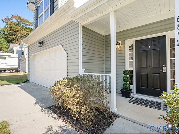 2nd image of 6852 Watch Harbour Cir