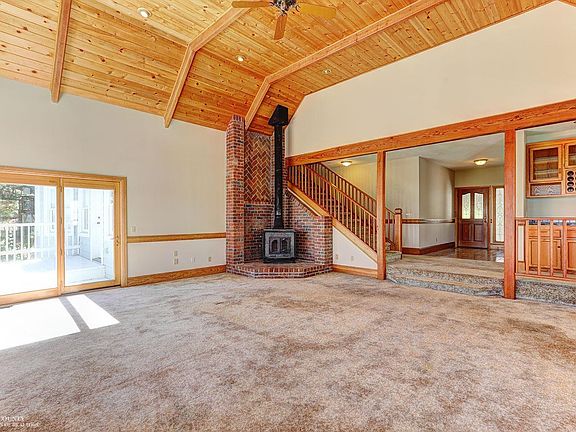 3rd image of 12064 Waxwing Ct