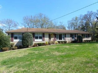 101 Cherry Hill Dr, Hendersonville, TN 37075