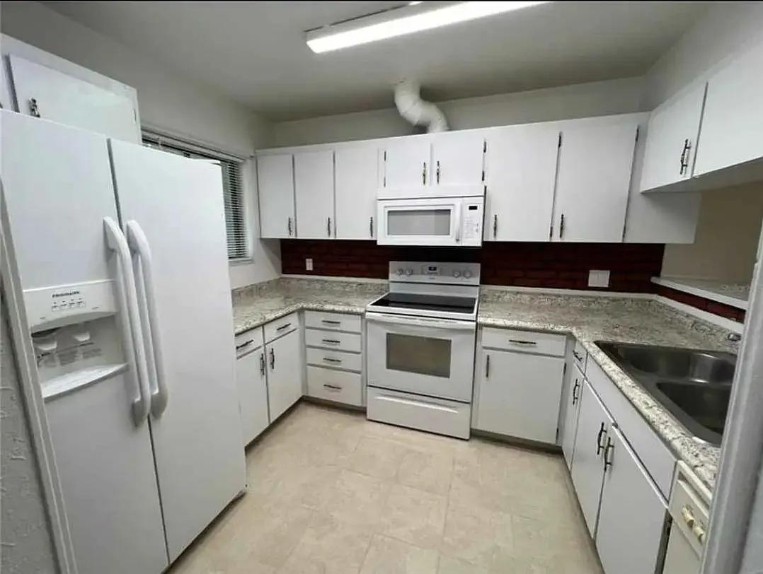 2 bed, 1350 sqft, $1,500 — Photo 4