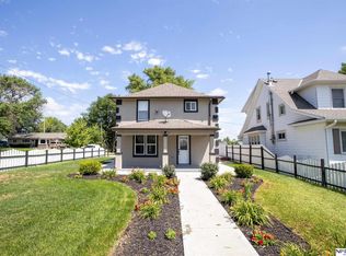 3642 Hascall St, Omaha, NE 68105