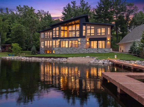 11245 E Steamboat Bay Dr, East Gull Lake, MN 56401