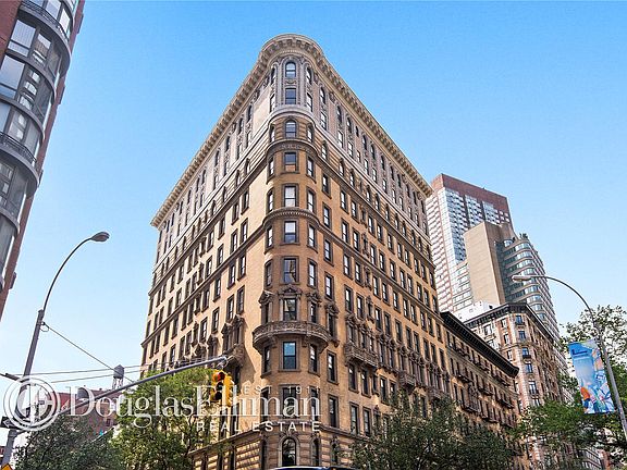 5th image of 154 W 70th St #3E'