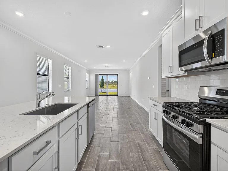 10644 NW Wilgrove Ln — Photo 7