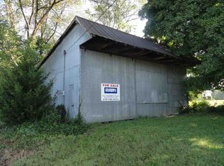 310 Sunrise Ave, Horse Cave, KY 42749