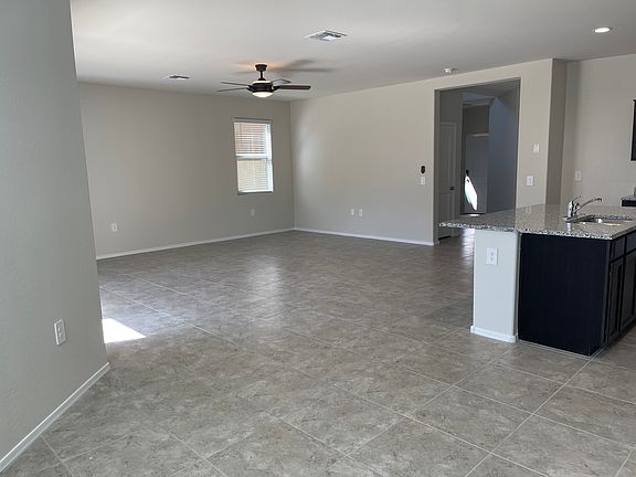 4th image of 36597 W Santa Clara Ave