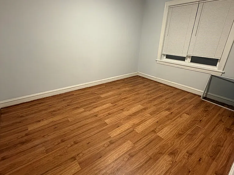 5424 W Wellington Ave #1 — Photo 2