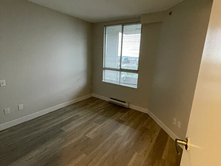 3433 Crowley Dr — Photo 16