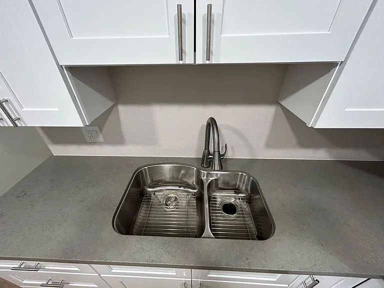 2126 S Granada Dr #2 — Photo 5