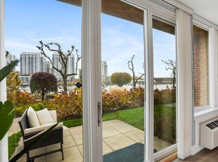 98 Southfield Ave APT 101, Stamford, CT 06902