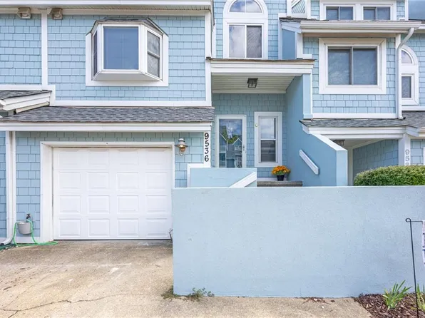 9536 Bay Front Dr #B, Norfolk, VA 23518