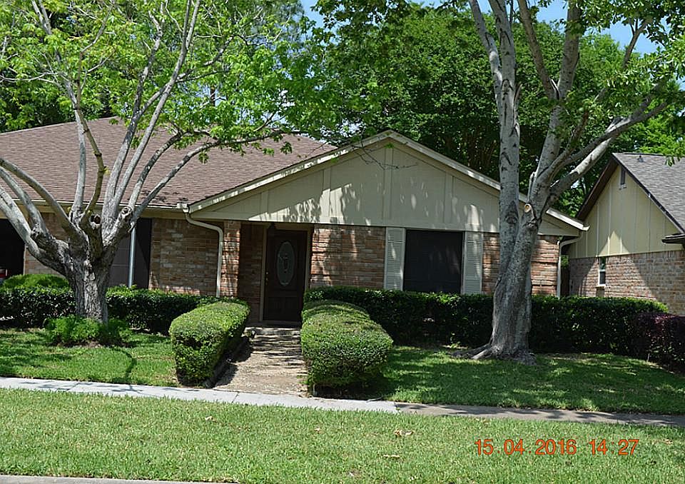 2nd image of 2030 Arcadia Dr