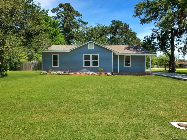 630 Ledoux St, Jennings, LA 70546