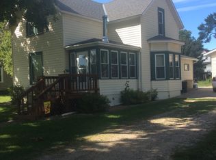 427 4th St, Ashton, IA 51232