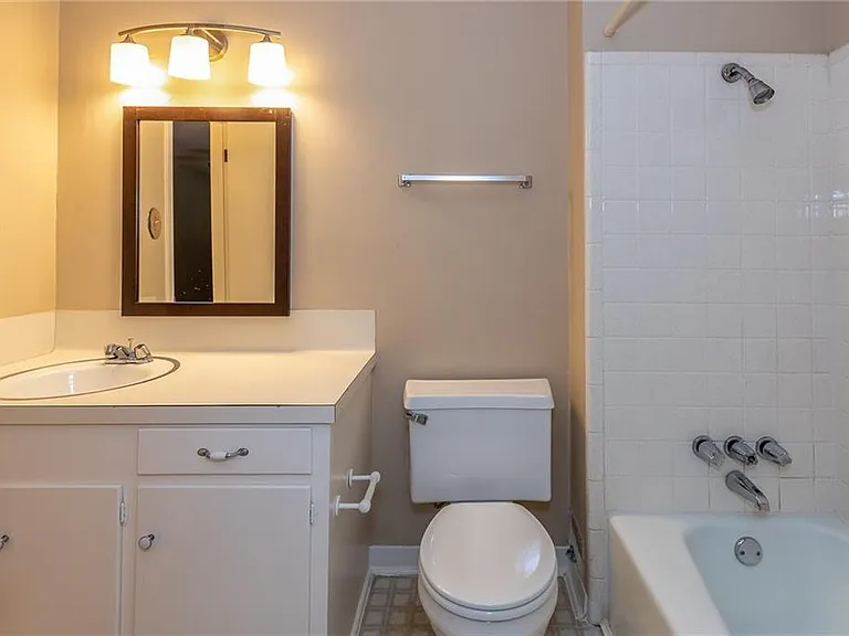 2502 Trailside Dr #B — Photo 14