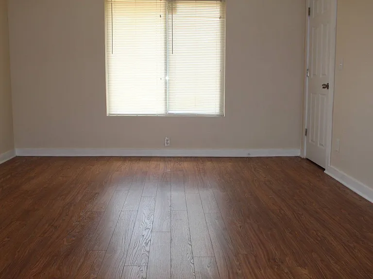 636 Joliet St #3 — Photo 5