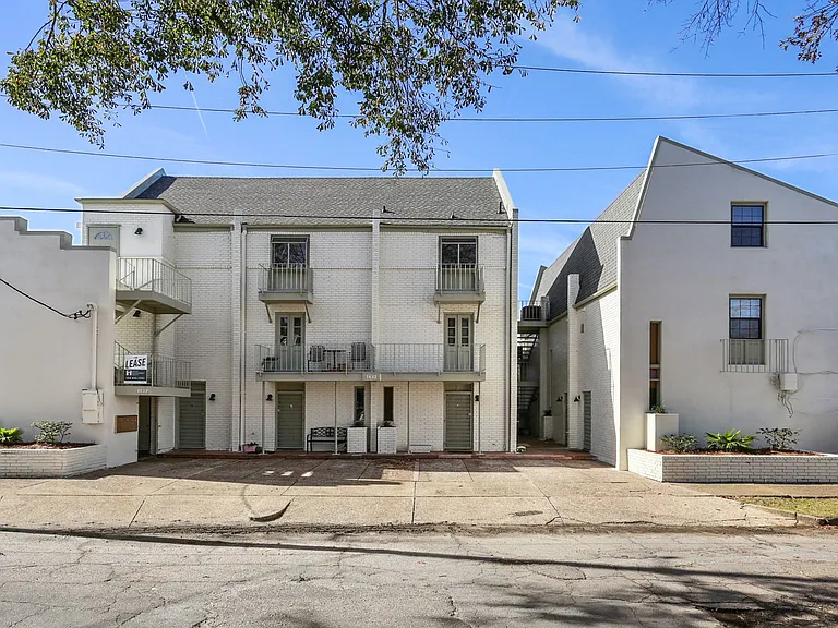 Garden District Studio Apartment, All Utilities Included! — Photo 2